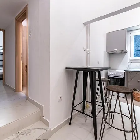 Apartment Metro Downtown *