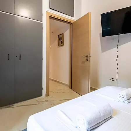 Metro Downtown Apartment Athens